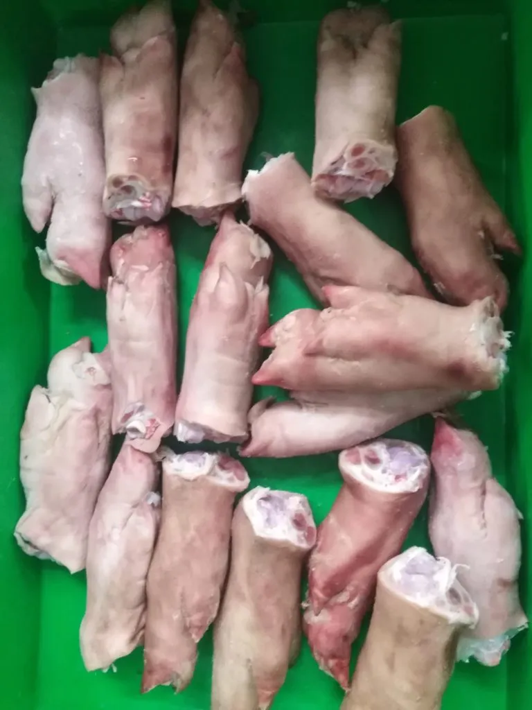 ноги свиные в Тюмени